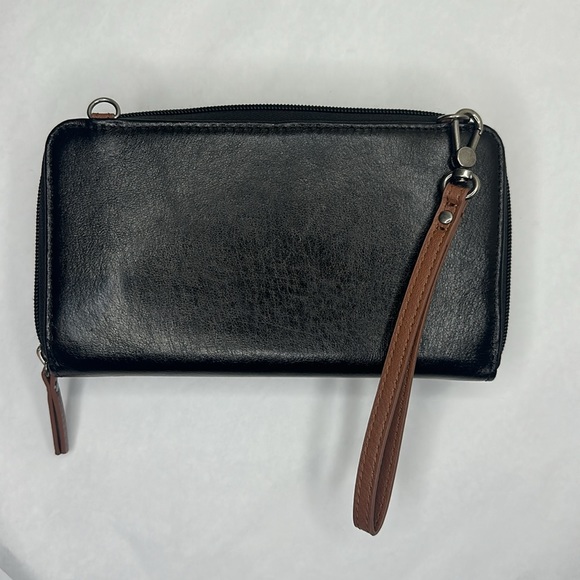 The Sak Zippered Wallet - Picture 3 of 5